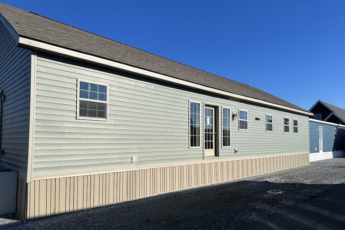 Superior Homes custom built Modular Manufactured mobile homes houses Lancaster PA York PA Thomasville PA Kinzers PA Harrisburg PA